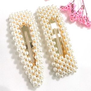 Pearl Hair Clips